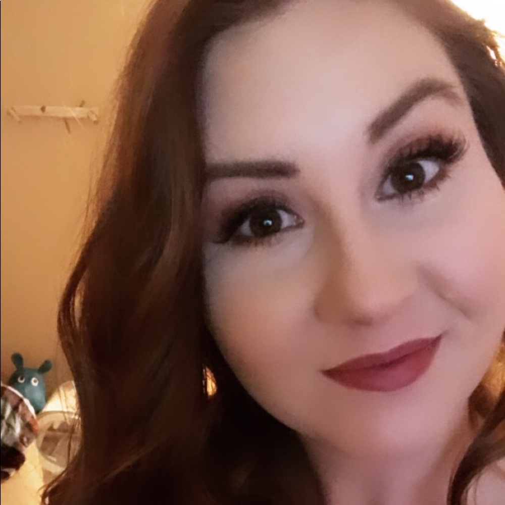 Meet your Posher, Amanda